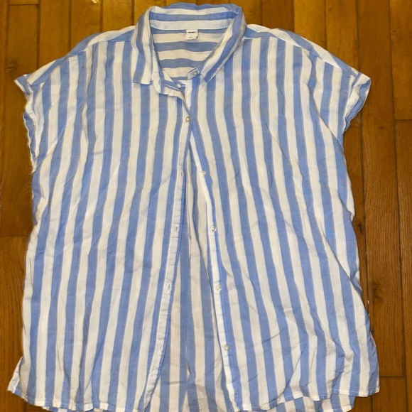 Shirt 💙 - Picture 2 of 6